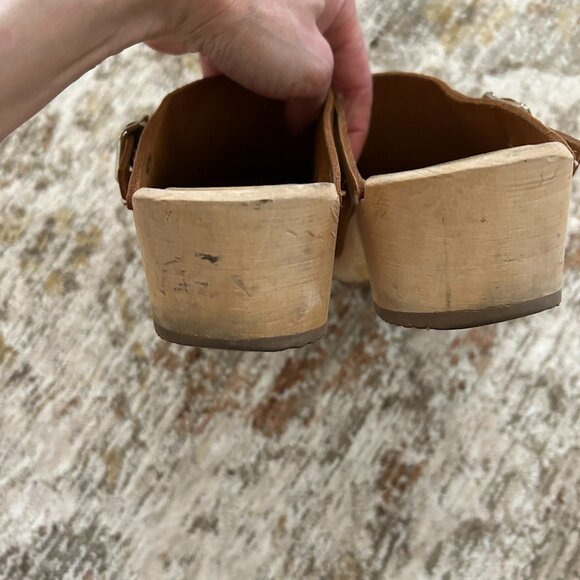 Lotta's from Stockholm Classic Brown/Tan Clogs in Oiled Nubuck (size 38) - Picture 6 of 8